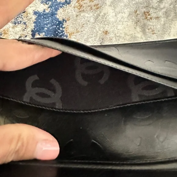 Chanel Cambon Lambskin Wallet/Organizer EUC - Picture 12 of 17